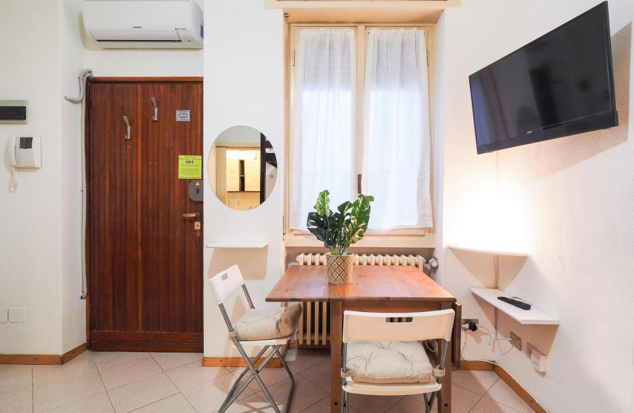 Ferienwohnung Primopiano - Calvi Mailand Exterior foto
